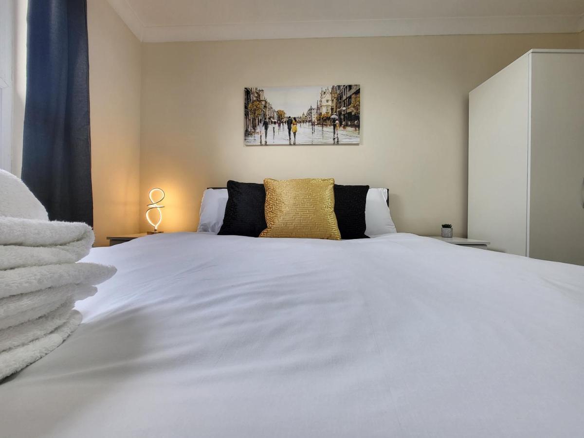 Tooting Bec Central Apartment By London Tube מראה חיצוני תמונה
