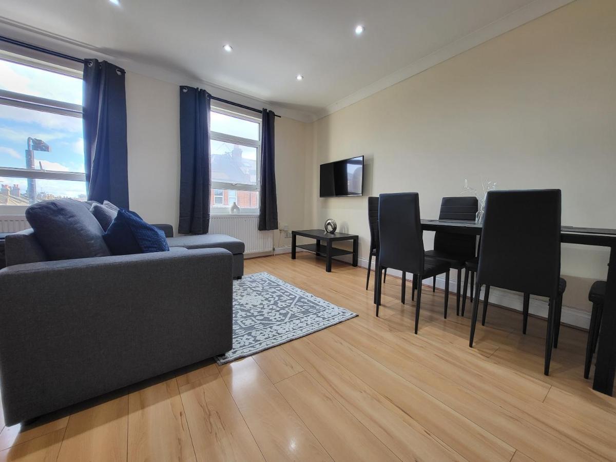 Tooting Bec Central Apartment By London Tube מראה חיצוני תמונה