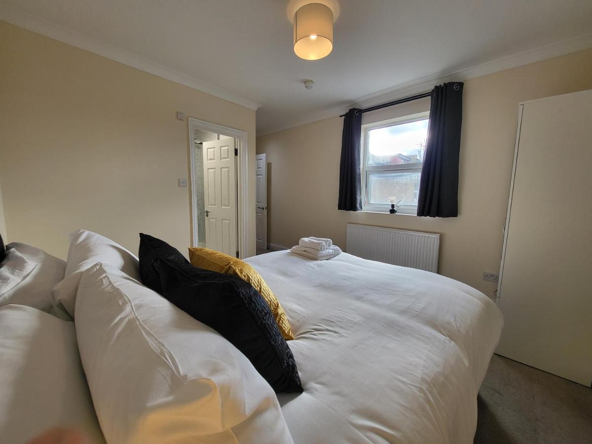 Tooting Bec Central Apartment By London Tube מראה חיצוני תמונה