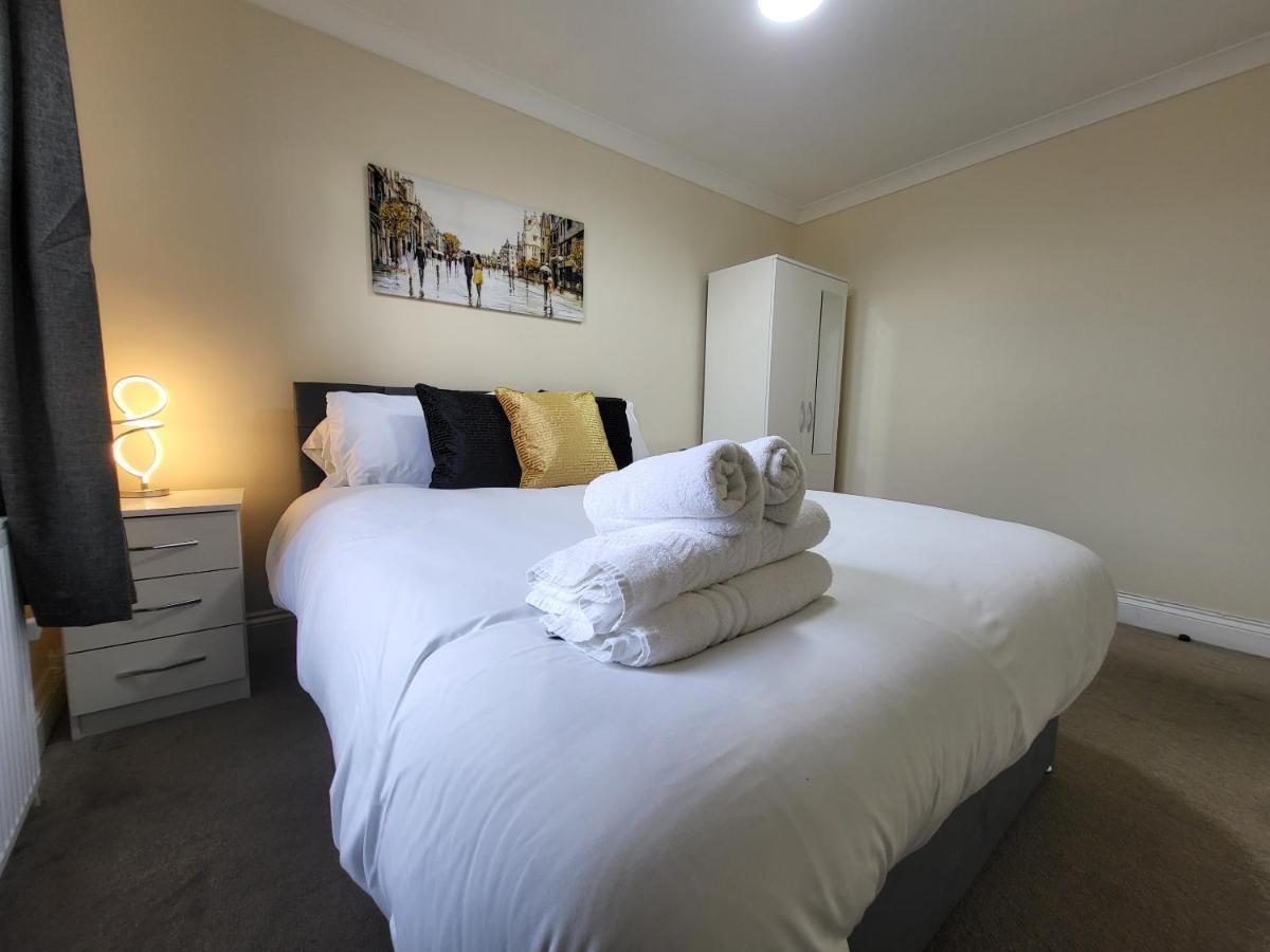 Tooting Bec Central Apartment By London Tube מראה חיצוני תמונה